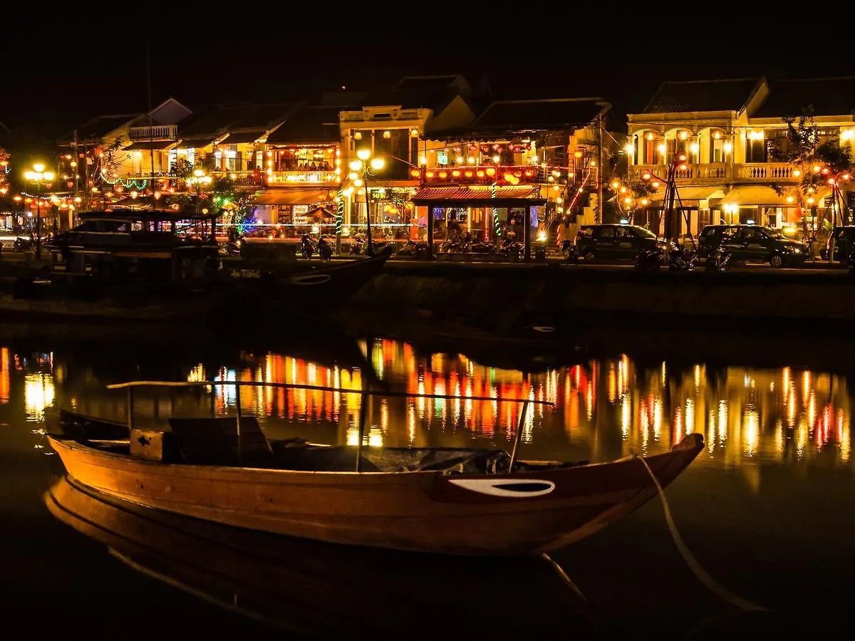 Light Sky Homestay Hoi An Vietnam